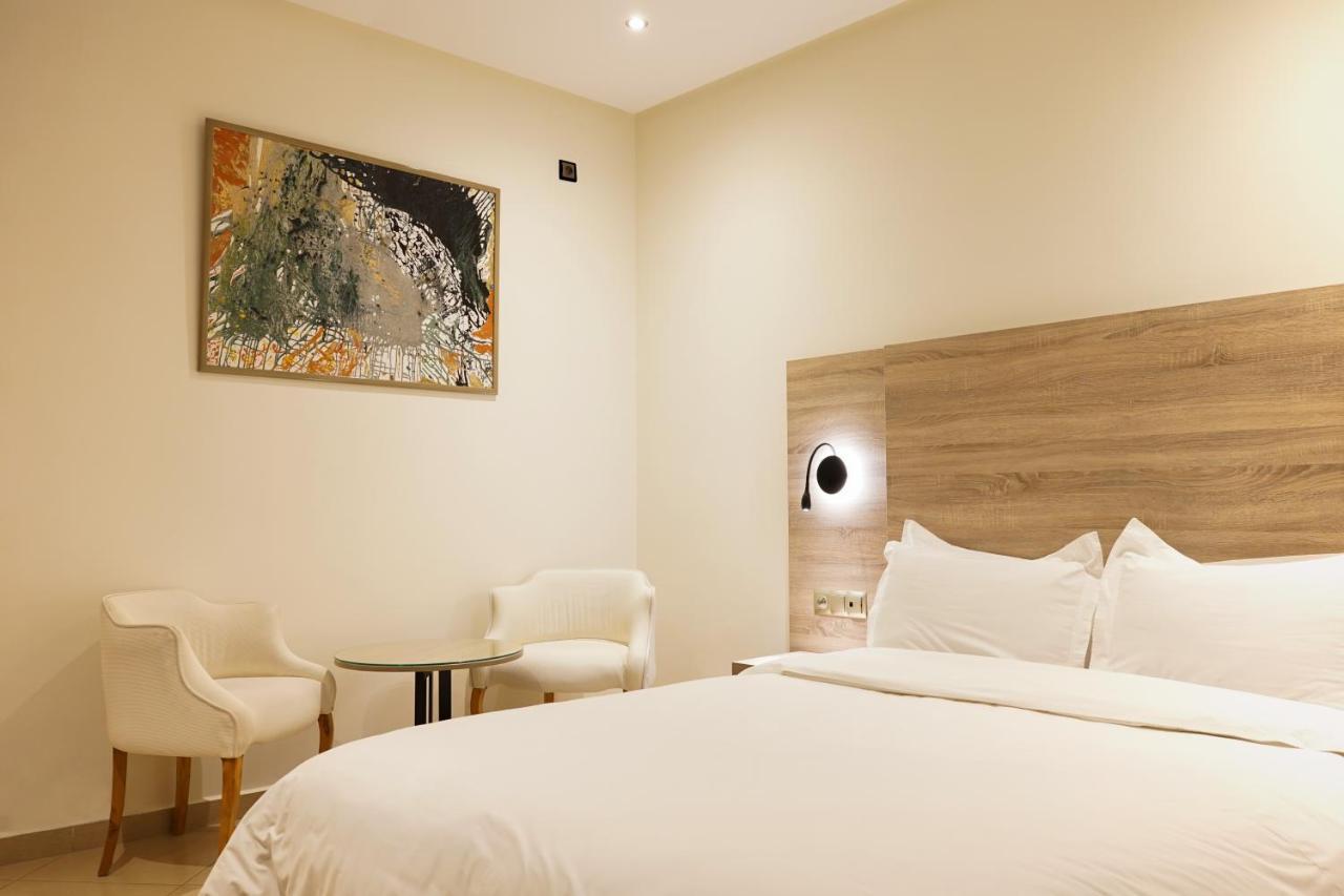 Hotel El Djenina Tanger Luaran gambar
